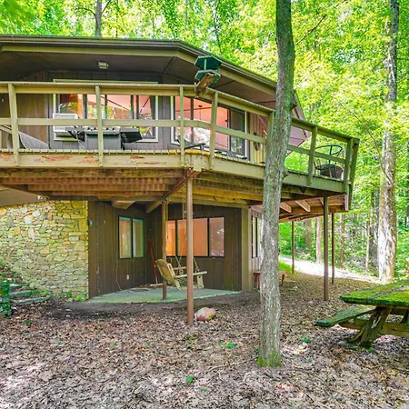 The Round House - Treetop North Carolina Cabin!